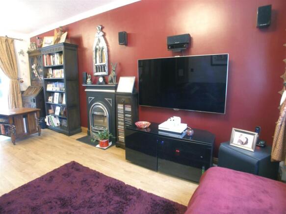 SITTING ROOM