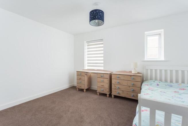 4 bed Detached for sale Image 8