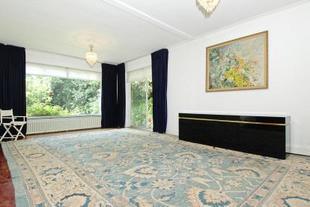 Internal Photo 1