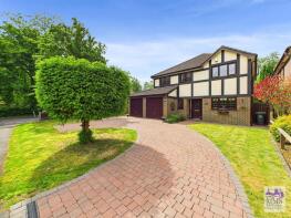 Barnwell, Southfleet Avenue, Longfield DA3 7JQ