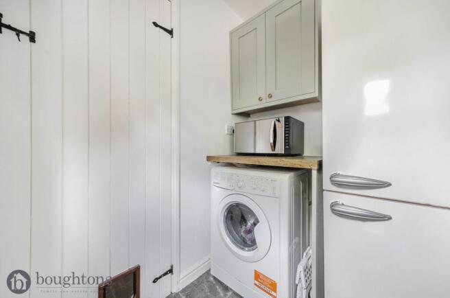 Bathroom & Utility