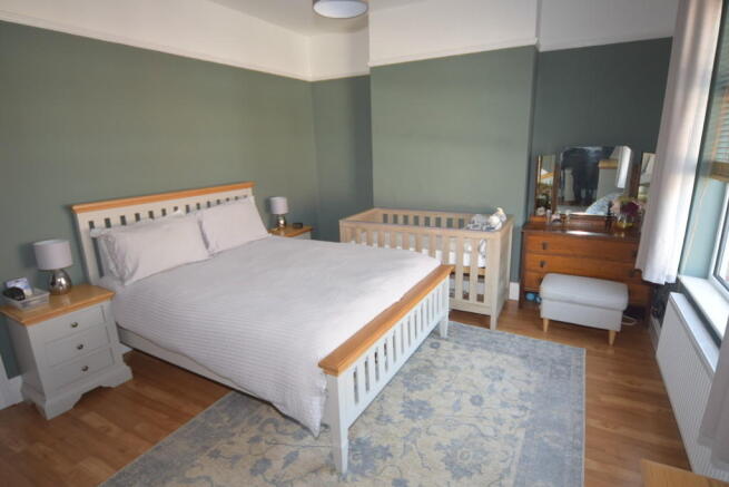 BEDROOM 1