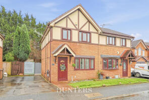42, Knight Crescent, Manchester M24 5JX