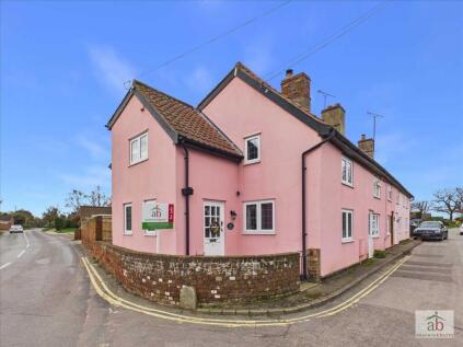 Holly Lane, Rushmere Village