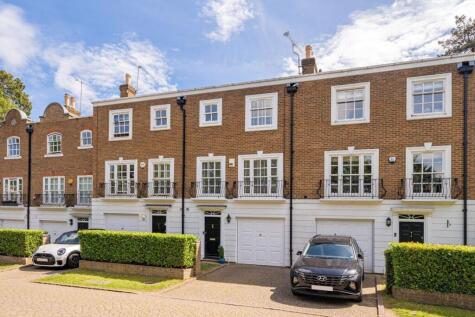Grosvenor Place, Weybridge