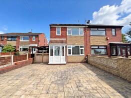 20, Oak Avenue, Oldham OL2 6TB