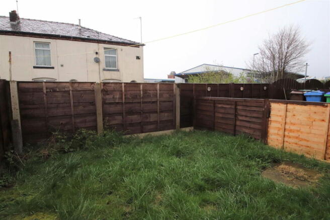 Photo 12
