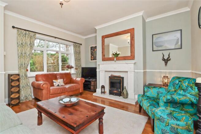Living Room Pic 1
