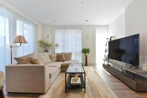Sanday Drive, London
