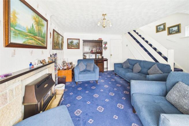 3 bed Semi-Detached for sale Image 6