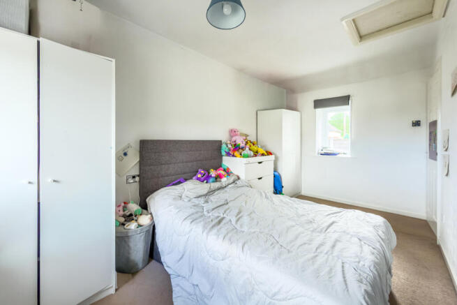 2 bed Terraced for sale Image 8