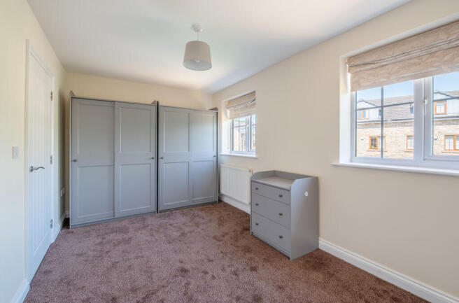 3 bed Semi-Detached to rent Image 6
