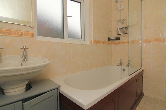 3 bed Semi-Detached for sale Image 7