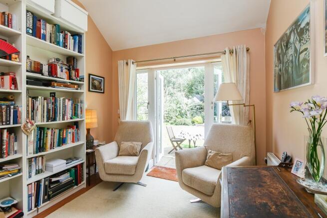 8309209-interior12-800.jpg
