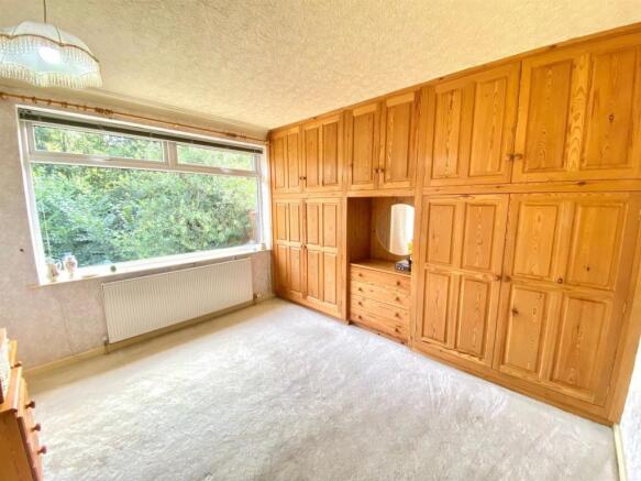 main bedroom.jpg