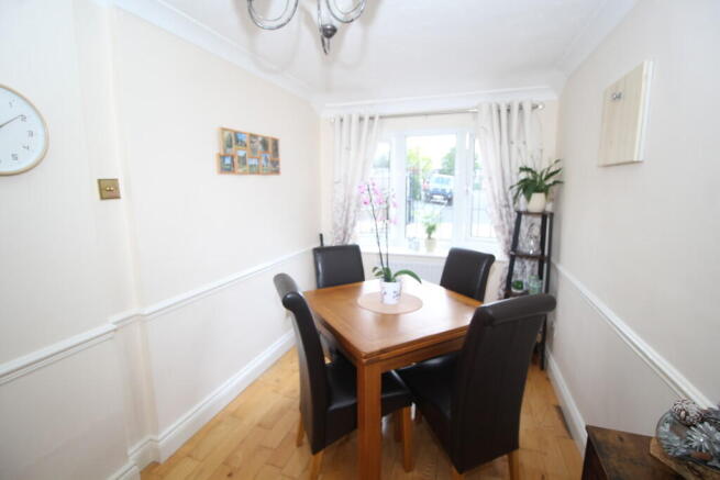 3 bed Detached for sale Image 8