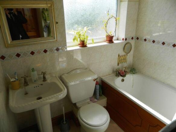 First Floor Bathroom
