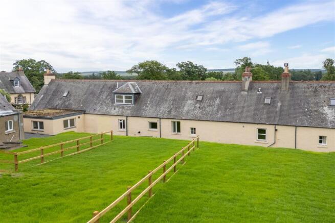 4_Clintmains_Cottages-13.jpg