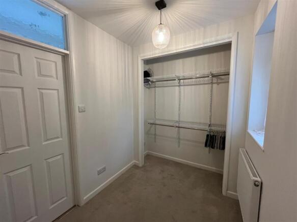 Bedroom 1.jpg