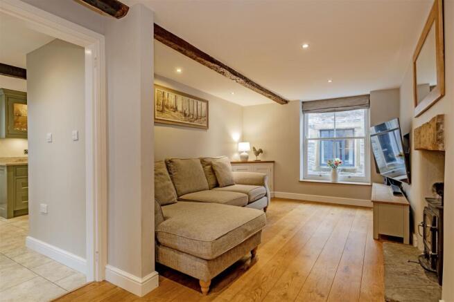 Reception Room-2.jpg