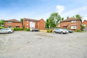 15, Matthews Close, Romford RM3 0DN