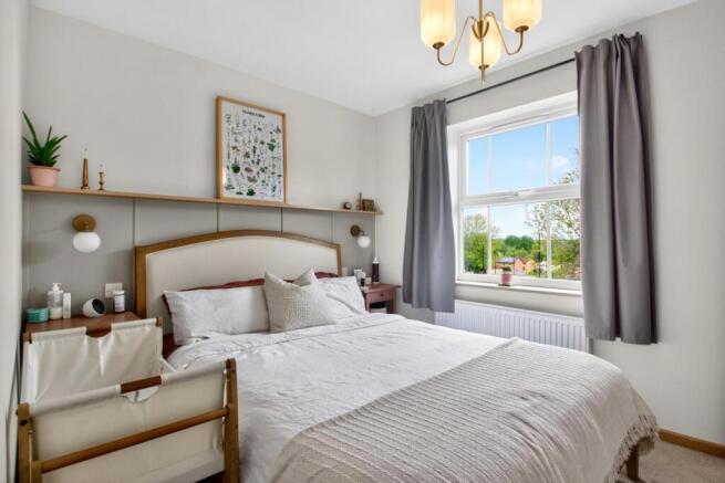 3 bed Semi-Detached for sale Image 9