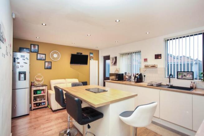 Refitted Kitchen Din