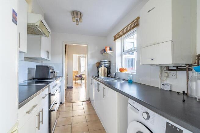 KITCHEN 2