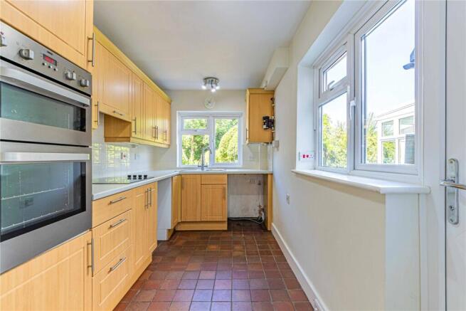 The Rutts, Bushey Heath, Herts, WD23 photo 4