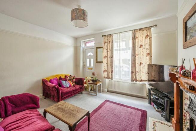 3 bed Terraced for sale Image 5