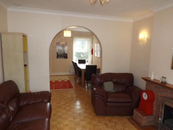 Lounge To Dining Rm