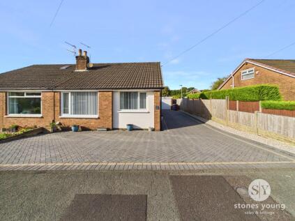 The Crescent, Blackburn, BB2