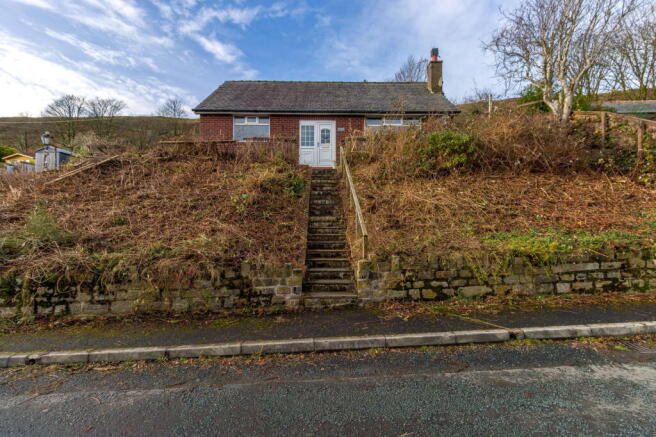 8 bed Detached for sale Image 10