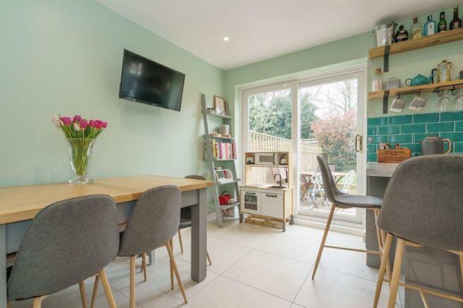 Kitchen / Dini...