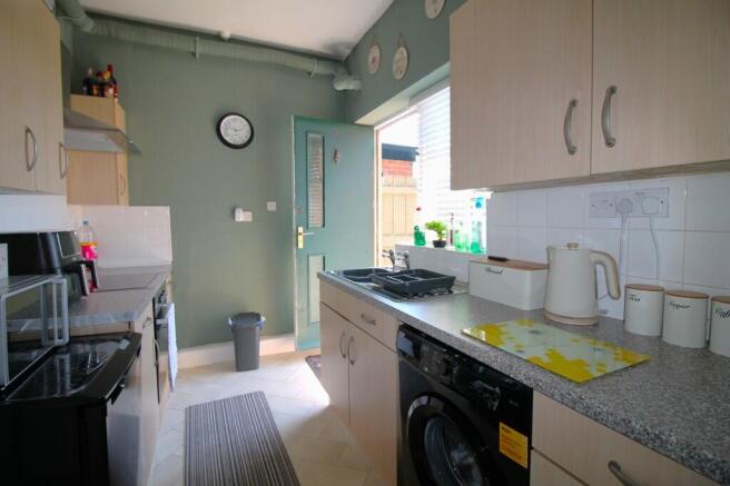 Kitchen (1)
