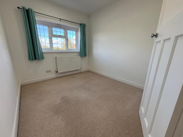 7 bed Detached for sale Image 10