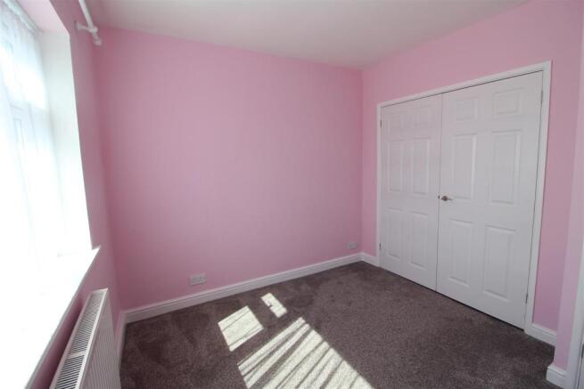 bedroom 2.JPG