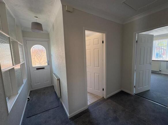 2 bed Bungalow to rent Image 4