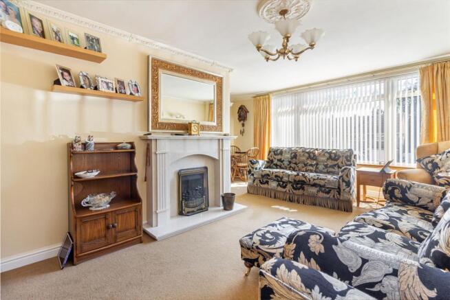 Living-Room-6.jpg