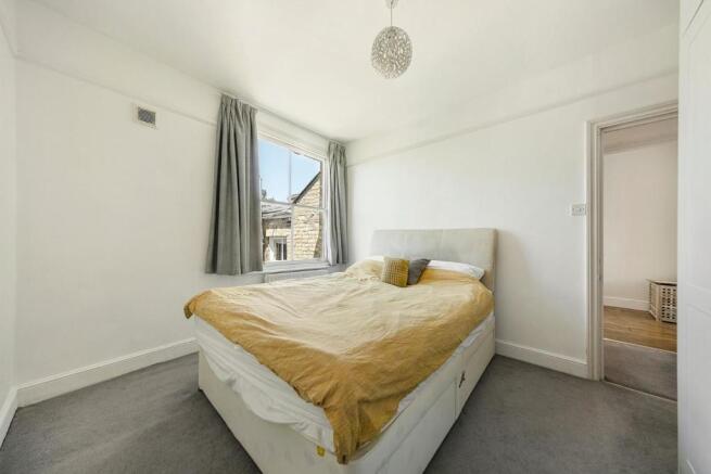 Bedroom (1).jpg