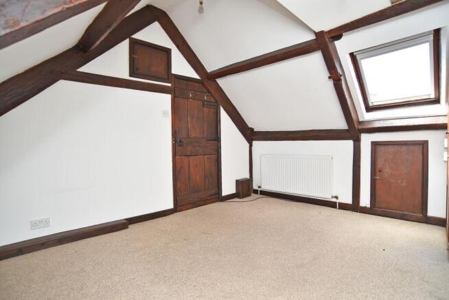 3 bed Semi-Detached for sale Image 7