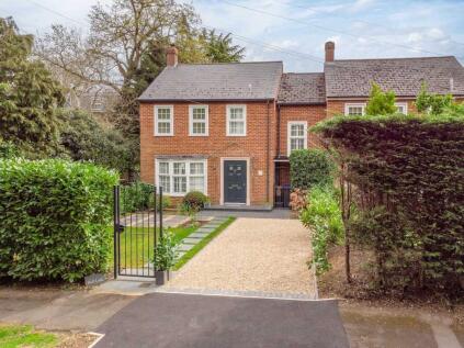 Bull Lane, Gerrards Cross, SL9