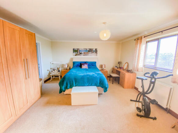 Main Bedroom And ...