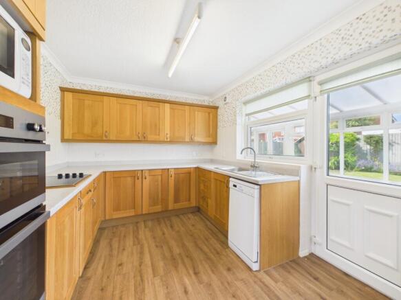 Hawthorne Avenue, Connah's Quay, Deeside, Flintshire, CH5 4TF photo 4