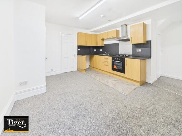 CAM02176G0-PR0798...