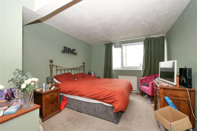 3 bed Bungalow for sale Image 8