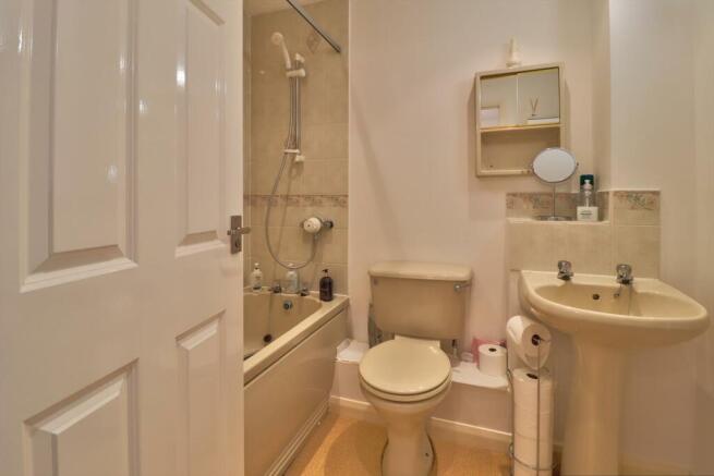 Bathroom.jpg