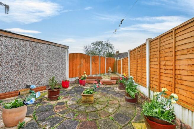 4 bed Semi-Detached for sale Image 12
