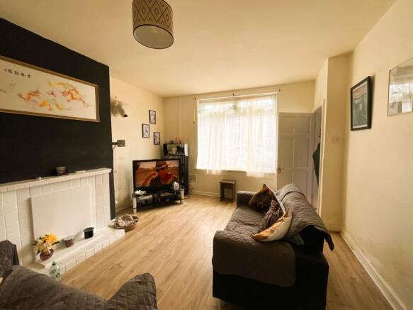 2 bed Terraced for sale Image 5