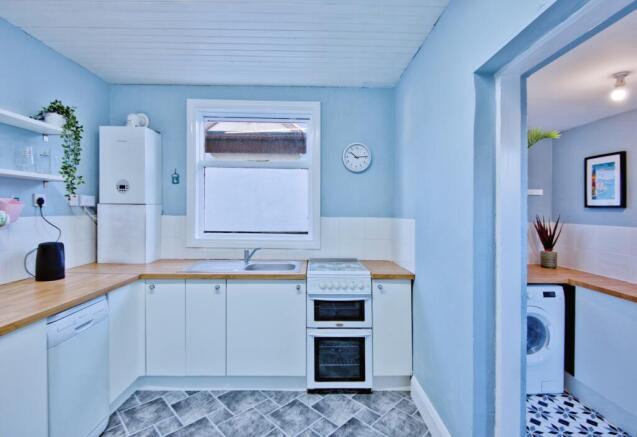 Fitted Kitchen